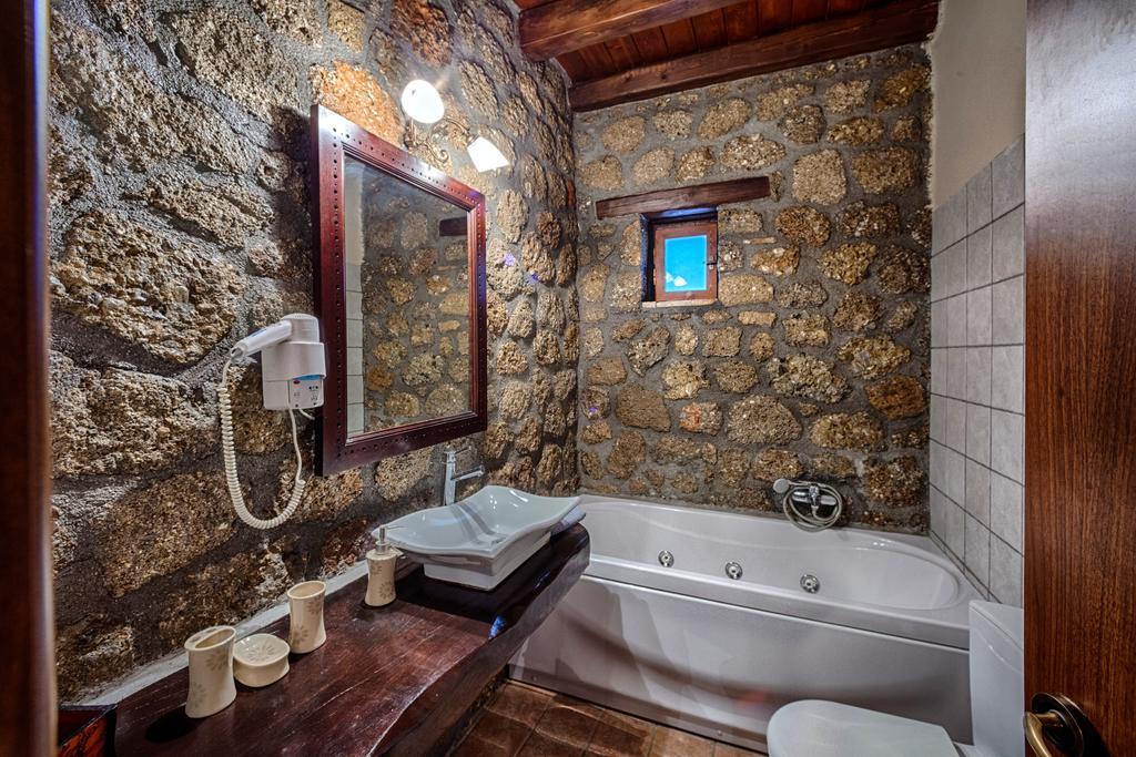 Pera Alonia Guest House Kato Sinikia Trikalon الغرفة الصورة