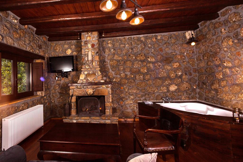 Pera Alonia Guest House Kato Sinikia Trikalon المظهر الخارجي الصورة